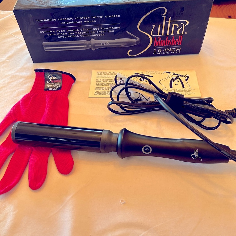 Sultra the bombshell 1.5 in curling iron.